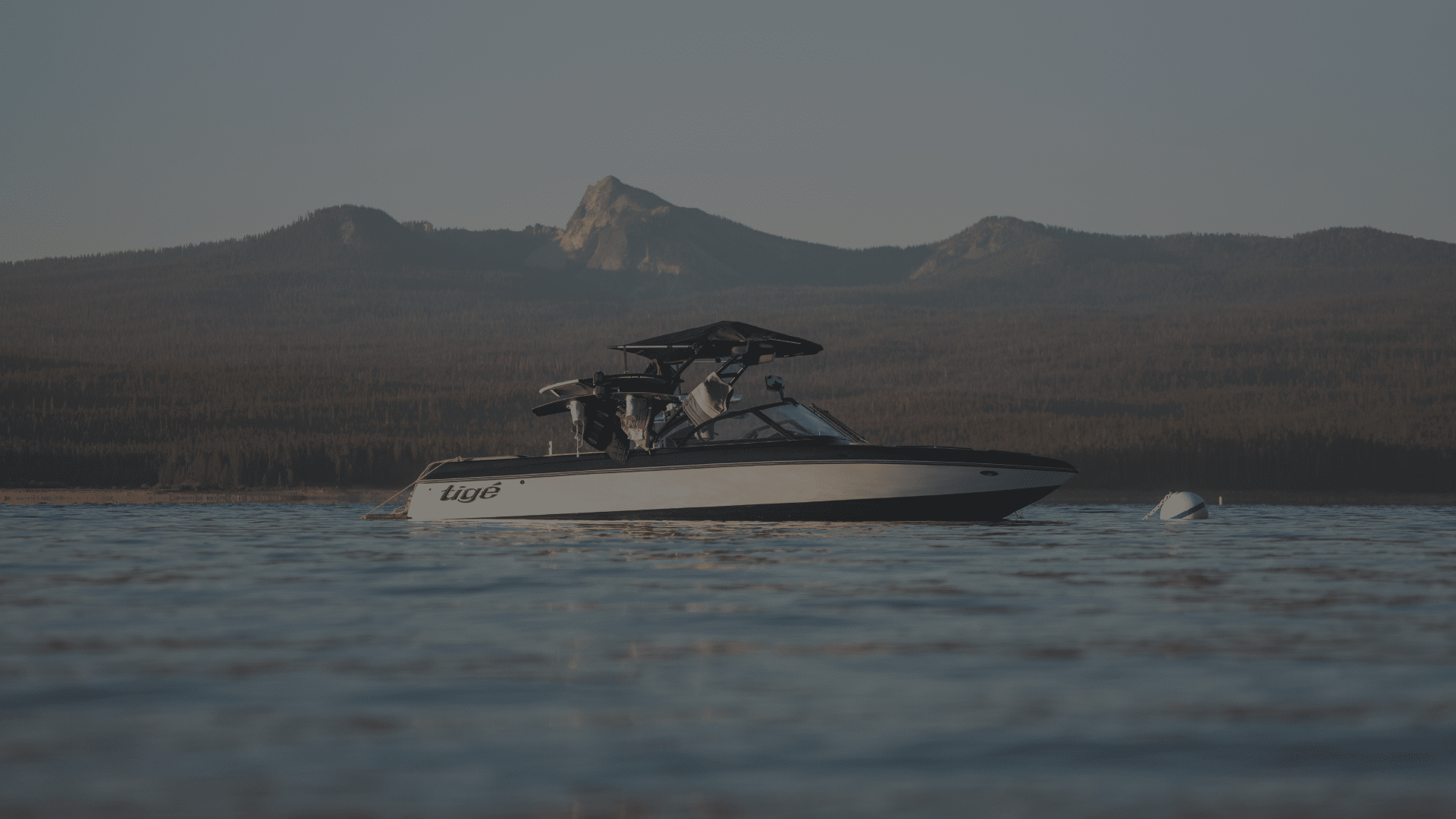 Top 8 Upgrades for Your Wakeboard Boat