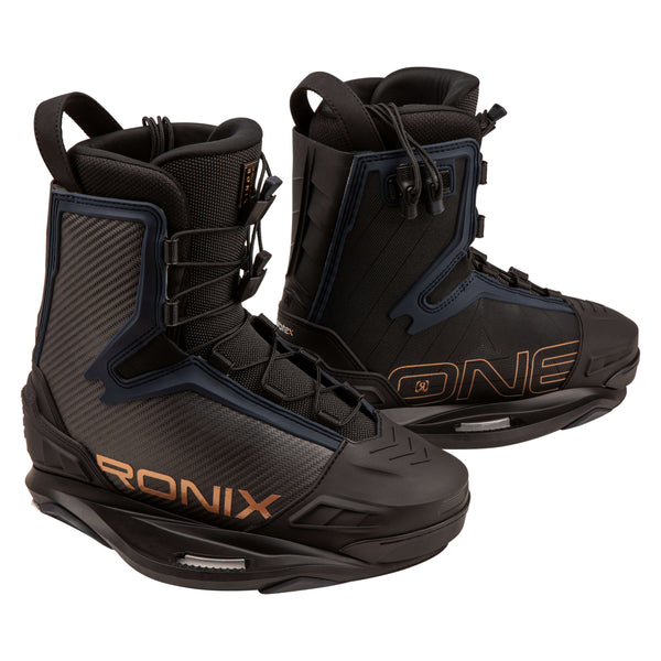 靴 robin media_089c039d-202f-455d-9223-